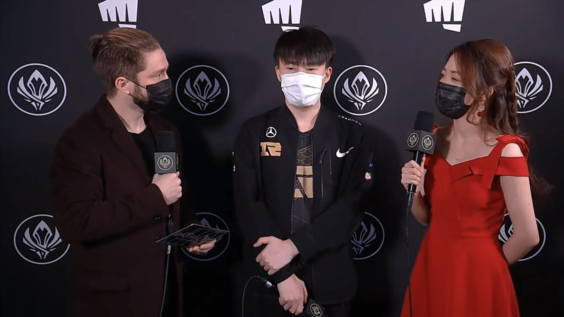 GEN绝杀PSG,Xiaohu打出惊人五杀强强对话八强赛,技惊四座 GEN绝杀PSG,Xiaohu打出惊人五杀强强对话八强赛,技惊四座