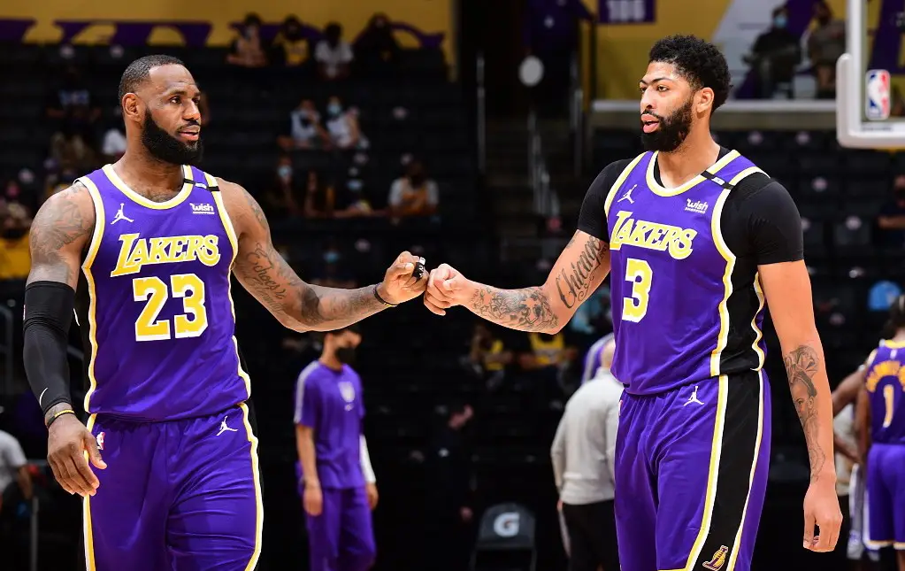 EG鏖战G2,BDD操刀奇招英雄翻盘焦点之战成都决赛之夜,点燃全场激情 EG鏖战G2,BDD操刀奇招英雄翻盘焦点之战成都决赛之夜,点燃全场激情